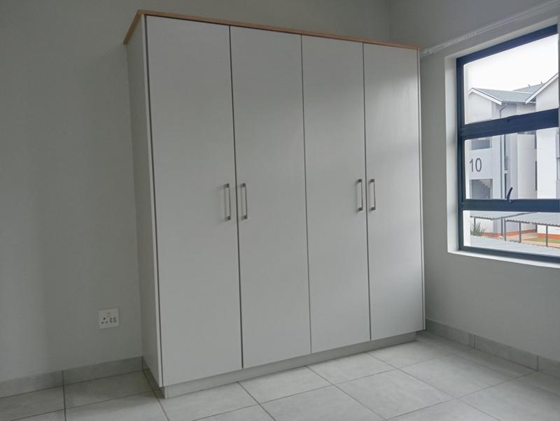 2 Bedroom Property for Sale in Pinehaven Gauteng