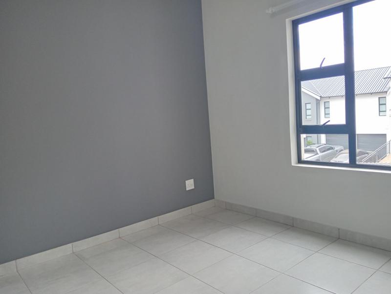 2 Bedroom Property for Sale in Pinehaven Gauteng