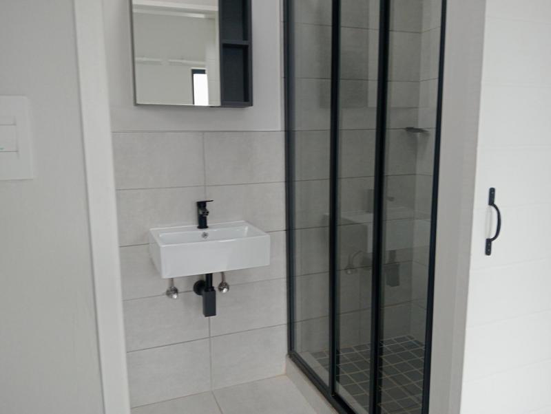 2 Bedroom Property for Sale in Pinehaven Gauteng