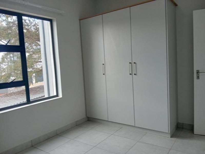 2 Bedroom Property for Sale in Pinehaven Gauteng