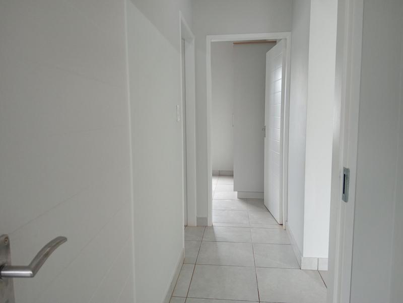 2 Bedroom Property for Sale in Pinehaven Gauteng