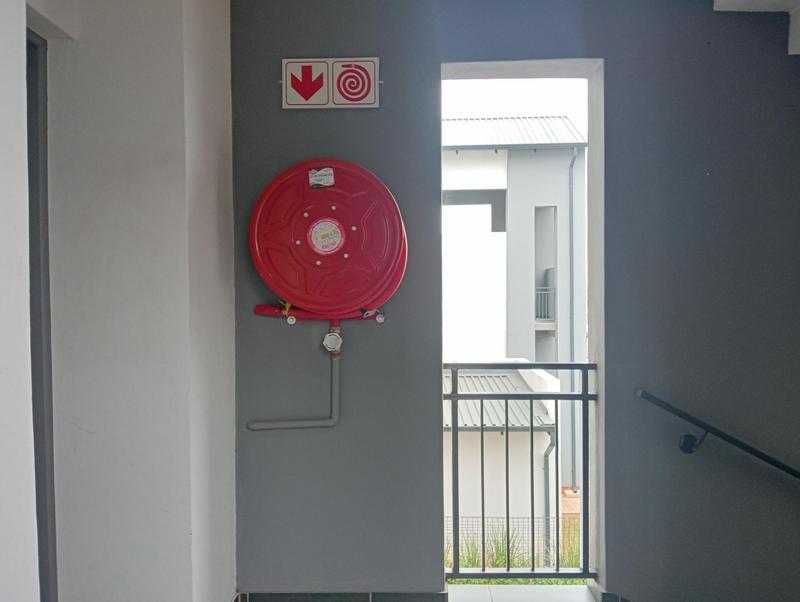 2 Bedroom Property for Sale in Pinehaven Gauteng
