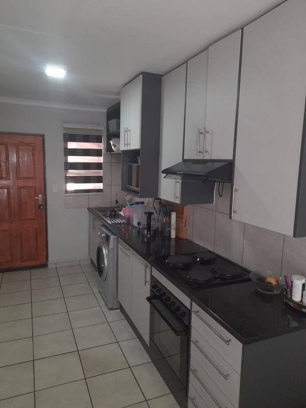 To Let 2 Bedroom Property for Rent in Rynfield A H Gauteng