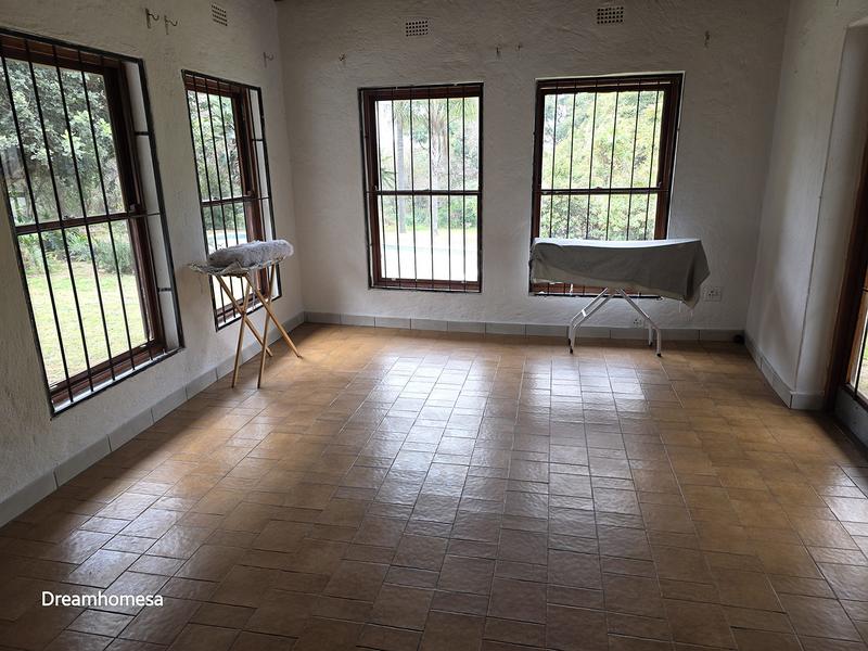 To Let 4 Bedroom Property for Rent in Morningside Gauteng