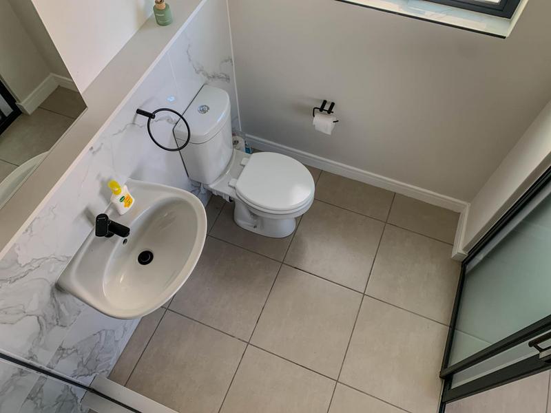 To Let 1 Bedroom Property for Rent in Sandown Gauteng