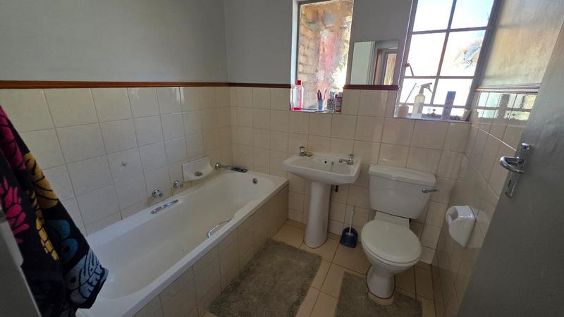 4 Bedroom Property for Sale in Doornpoort Gauteng