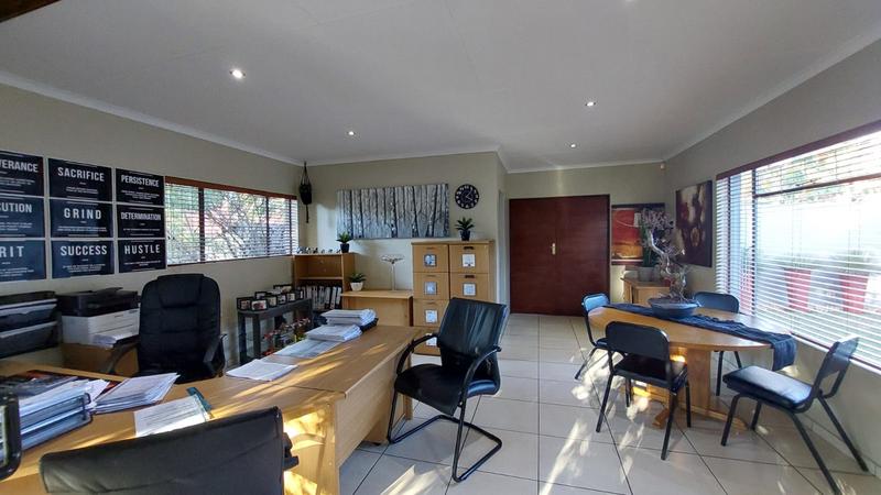 Commercial Property for Sale in Doornpoort Gauteng