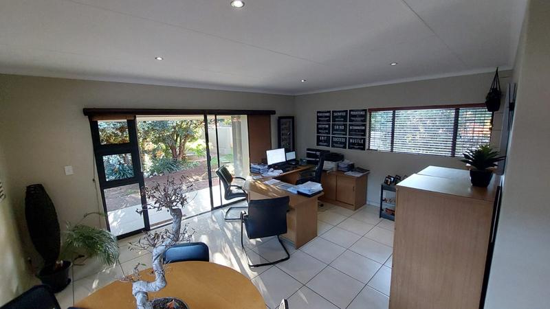 Commercial Property for Sale in Doornpoort Gauteng