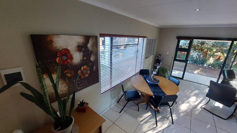 Commercial Property for Sale in Doornpoort Gauteng