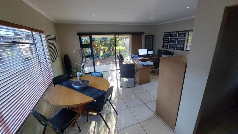 Commercial Property for Sale in Doornpoort Gauteng