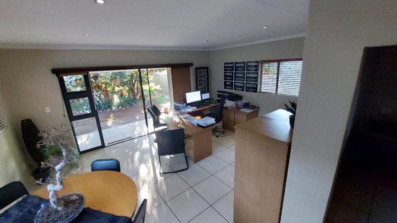 Commercial Property for Sale in Doornpoort Gauteng