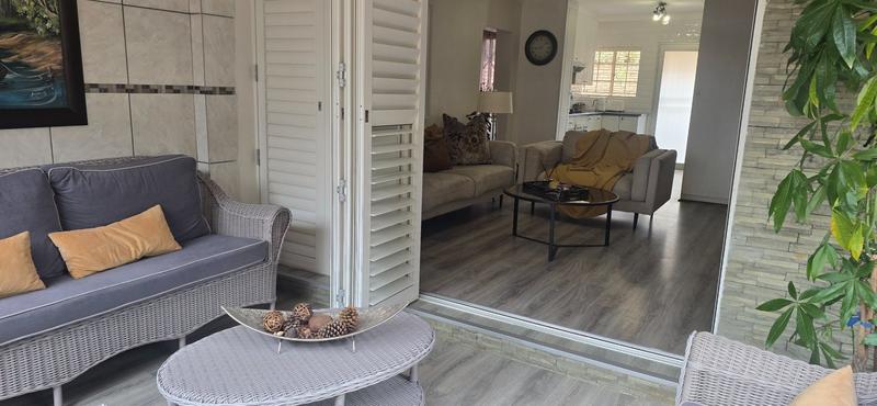 2 Bedroom Property for Sale in Magalieskruin Gauteng
