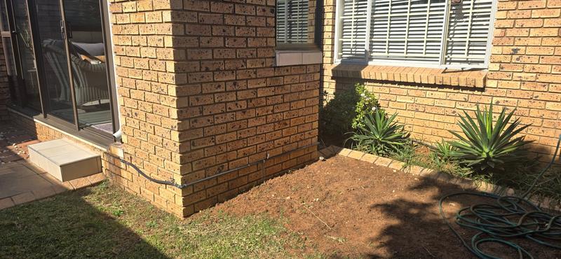 2 Bedroom Property for Sale in Magalieskruin Gauteng
