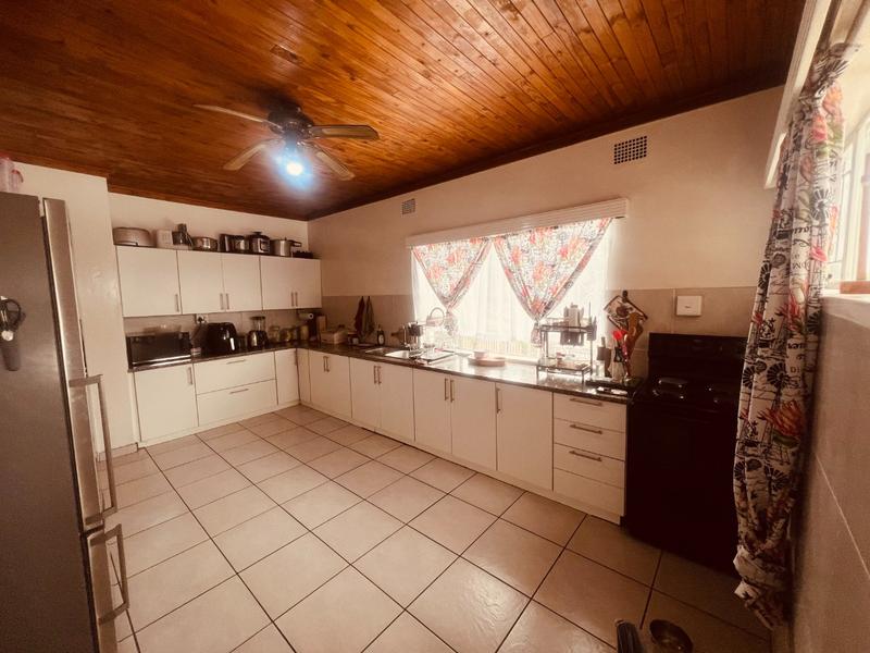 3 Bedroom Property for Sale in Mountain View Gauteng