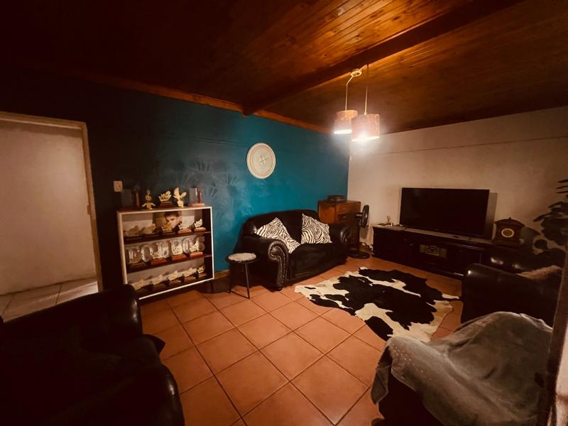 3 Bedroom Property for Sale in Mountain View Gauteng