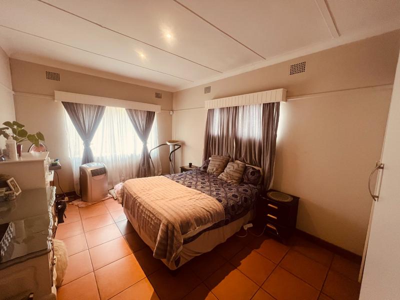 3 Bedroom Property for Sale in Mountain View Gauteng