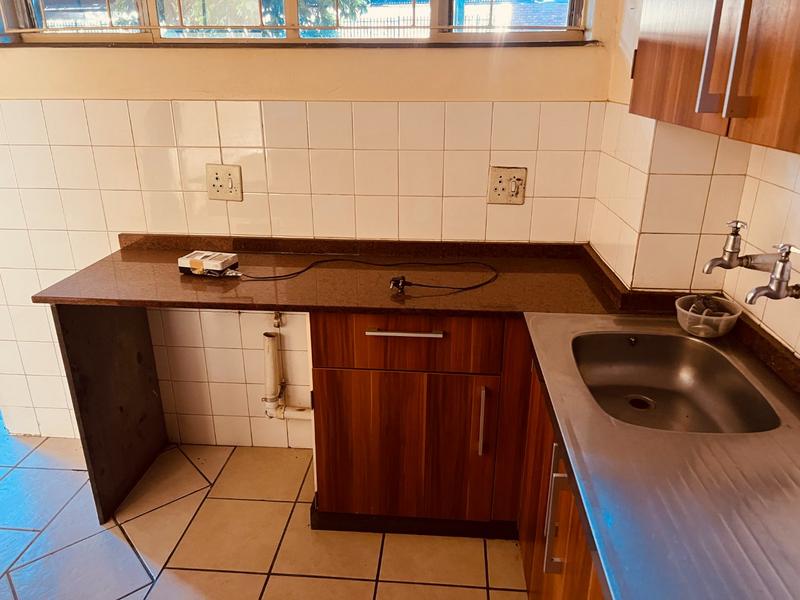 2 Bedroom Property for Sale in Silverton Gauteng