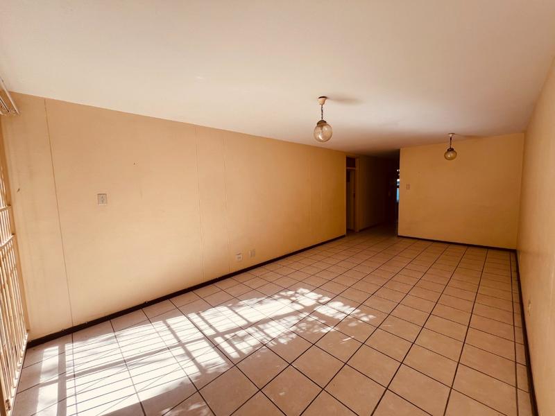 2 Bedroom Property for Sale in Silverton Gauteng
