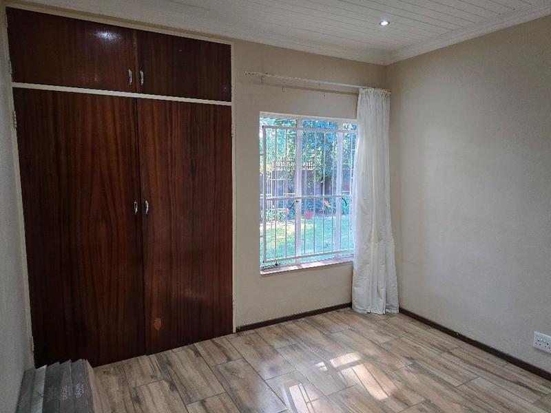 4 Bedroom Property for Sale in Sinoville Gauteng