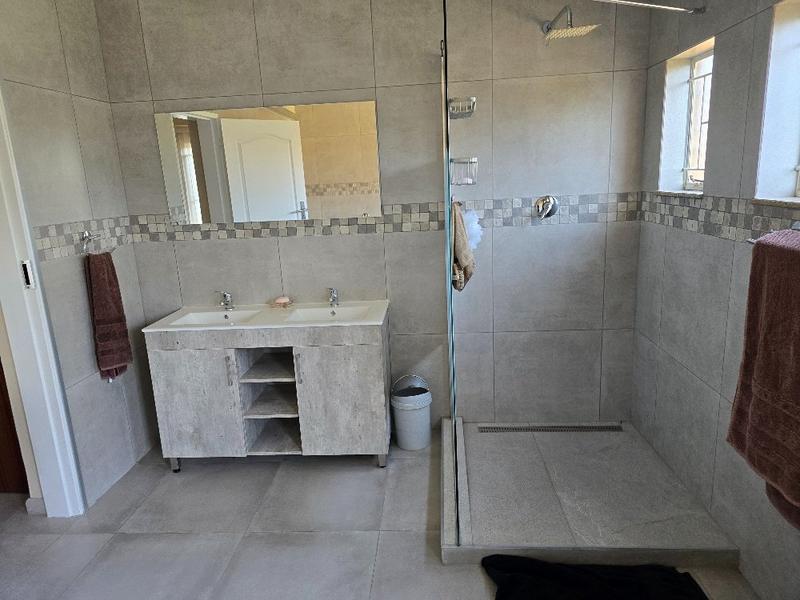 4 Bedroom Property for Sale in Sinoville Gauteng