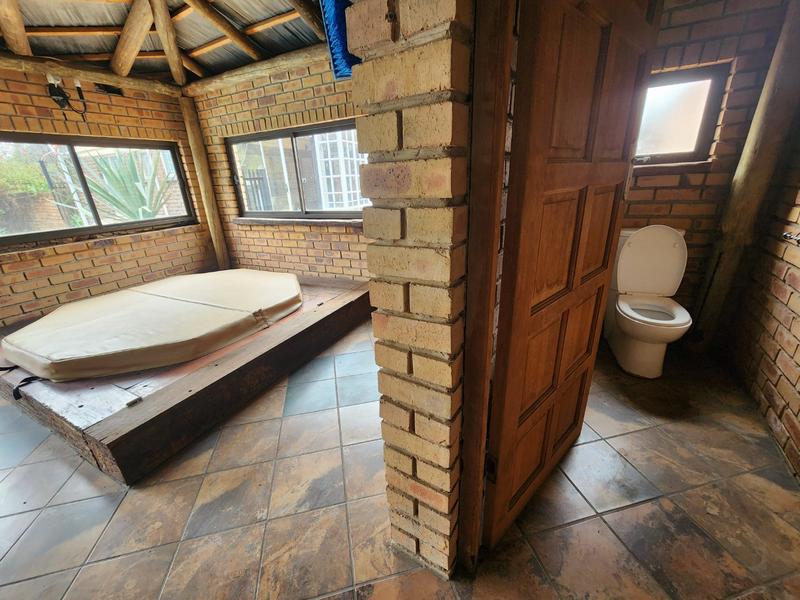 4 Bedroom Property for Sale in Sinoville Gauteng