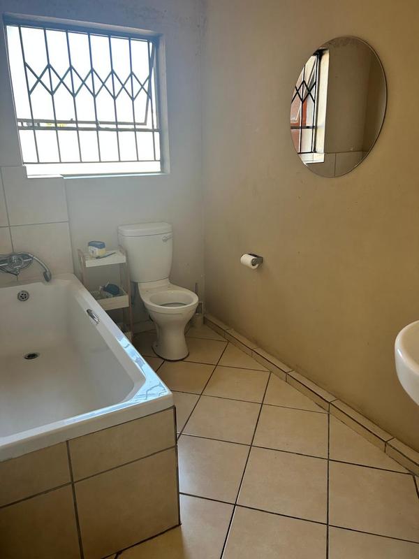 3 Bedroom Property for Sale in Heatherview Gauteng