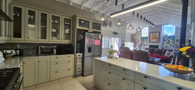 4 Bedroom Property for Sale in Midstream Ridge Gauteng