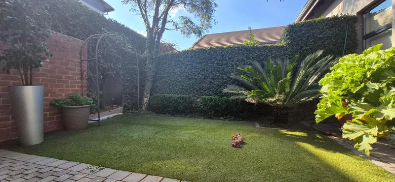 4 Bedroom Property for Sale in Midstream Ridge Gauteng