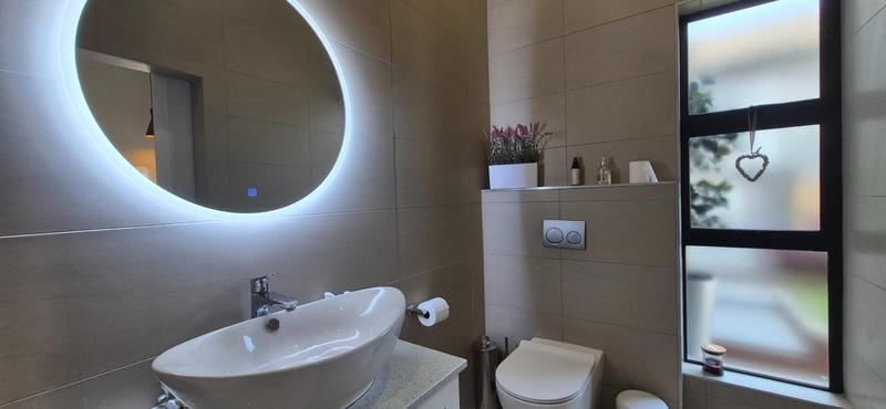 4 Bedroom Property for Sale in Midstream Ridge Gauteng