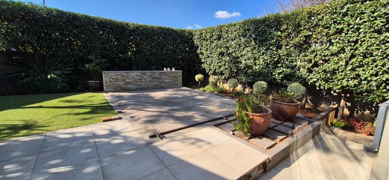 4 Bedroom Property for Sale in Midstream Ridge Gauteng