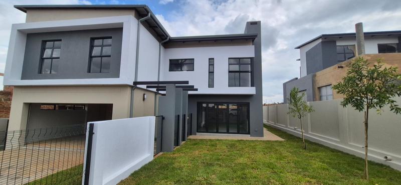 3 Bedroom Property for Sale in Fountainbrook Estate Gauteng