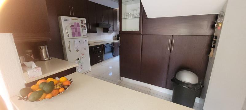 3 Bedroom Property for Sale in Bassonia Gauteng