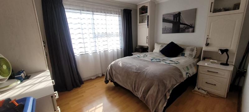 3 Bedroom Property for Sale in Bassonia Gauteng