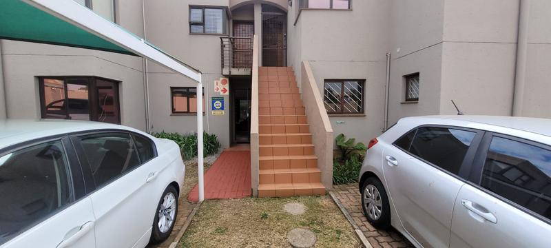 2 Bedroom Property for Sale in Glenvista Gauteng