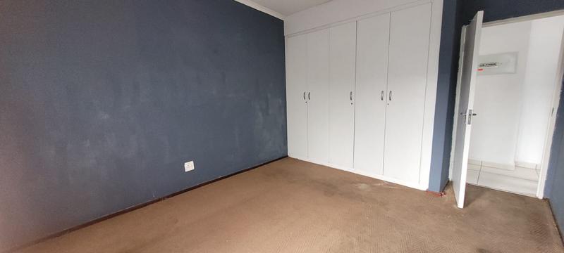 2 Bedroom Property for Sale in Mulbarton Gauteng