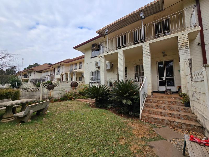 2 Bedroom Property for Sale in Three Rivers East Gauteng