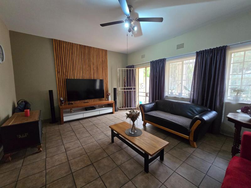 2 Bedroom Property for Sale in Three Rivers East Gauteng