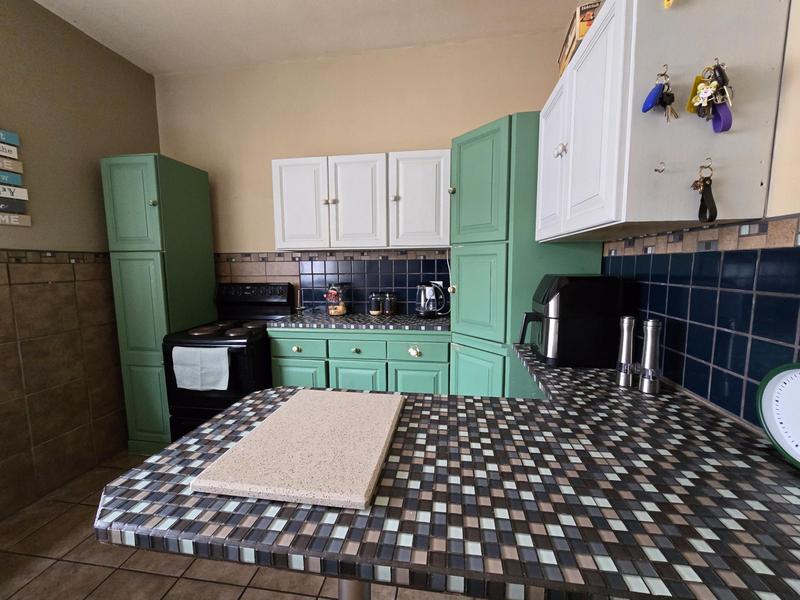 2 Bedroom Property for Sale in Three Rivers East Gauteng