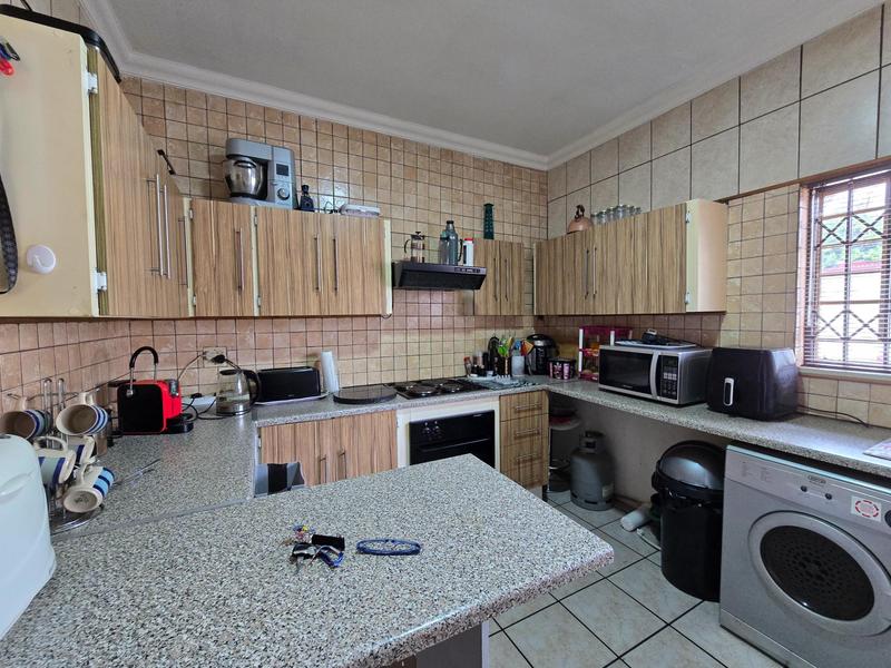 2 Bedroom Property for Sale in Three Rivers East Gauteng