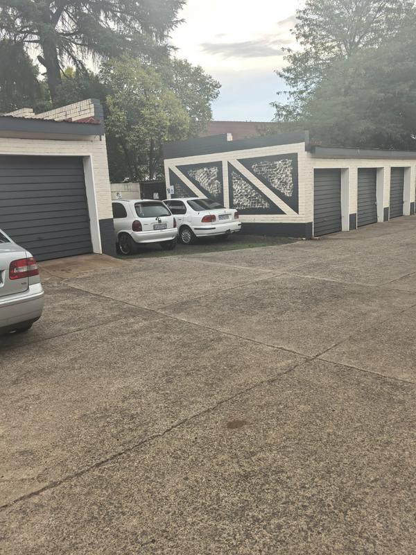 2 Bedroom Property for Sale in Three Rivers Proper Gauteng