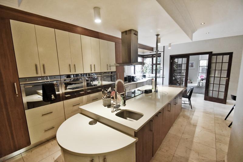 5 Bedroom Property for Sale in Morningside Gauteng
