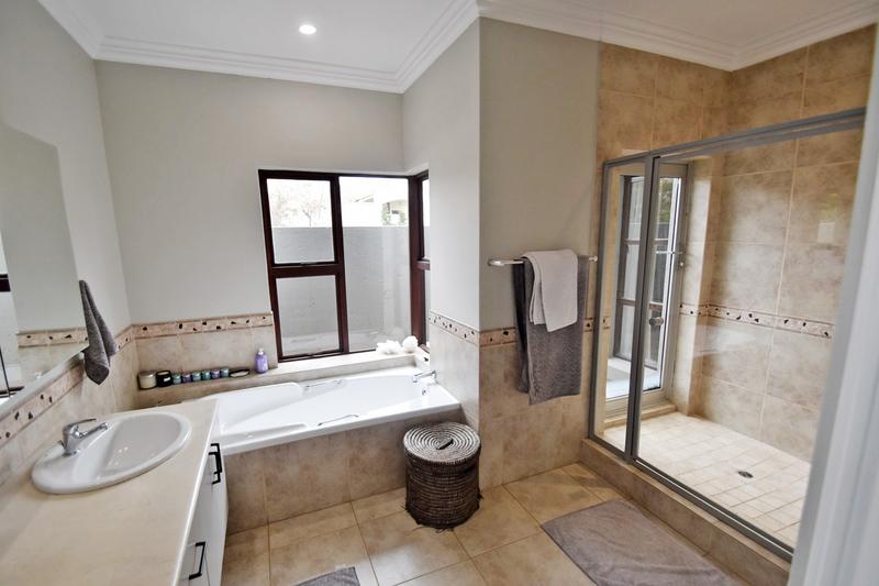 5 Bedroom Property for Sale in Morningside Gauteng