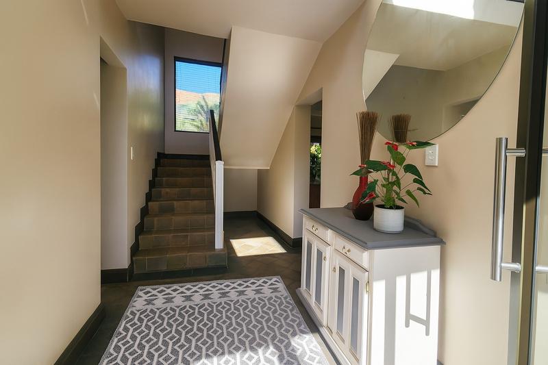 5 Bedroom Property for Sale in Moreleta Park Gauteng