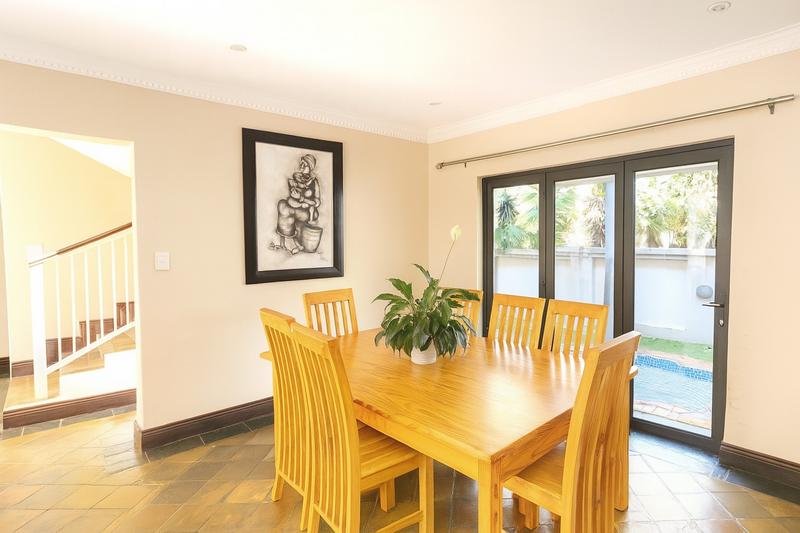 5 Bedroom Property for Sale in Moreleta Park Gauteng