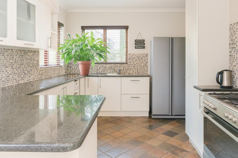 5 Bedroom Property for Sale in Moreleta Park Gauteng