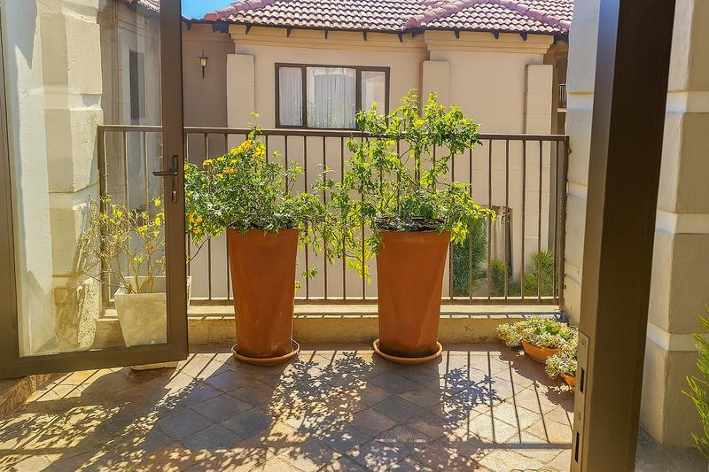 5 Bedroom Property for Sale in Moreleta Park Gauteng