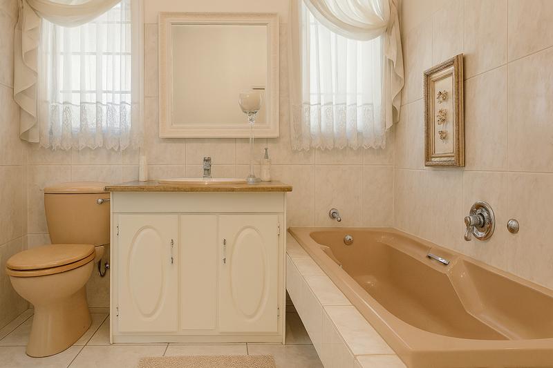 4 Bedroom Property for Sale in Moreleta Park Gauteng