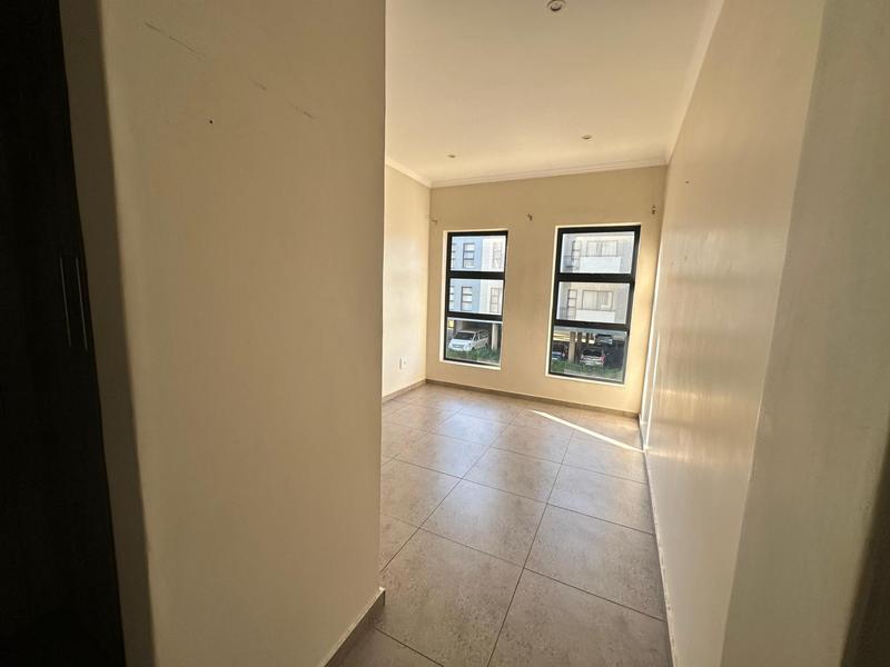 To Let 2 Bedroom Property for Rent in Raslouw Gauteng