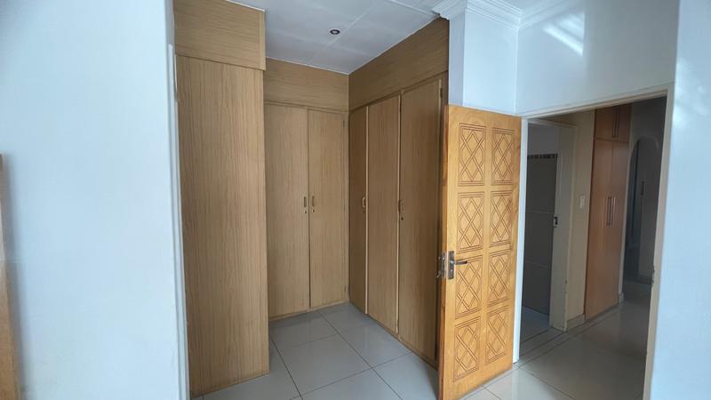 4 Bedroom Property for Sale in Eldoglen Gauteng