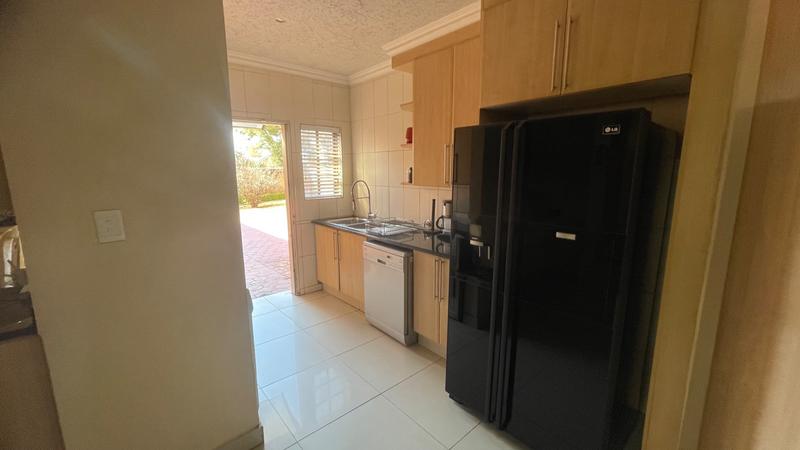 4 Bedroom Property for Sale in Eldoglen Gauteng